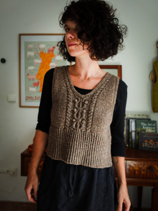 MEANDER VEST
