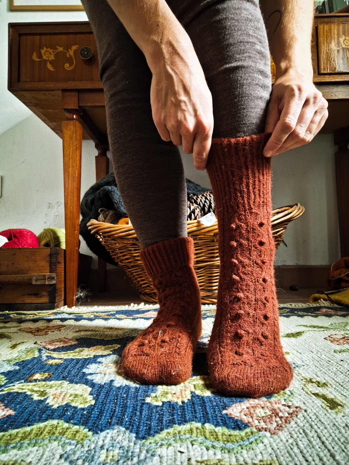 MEANDER SOCKS