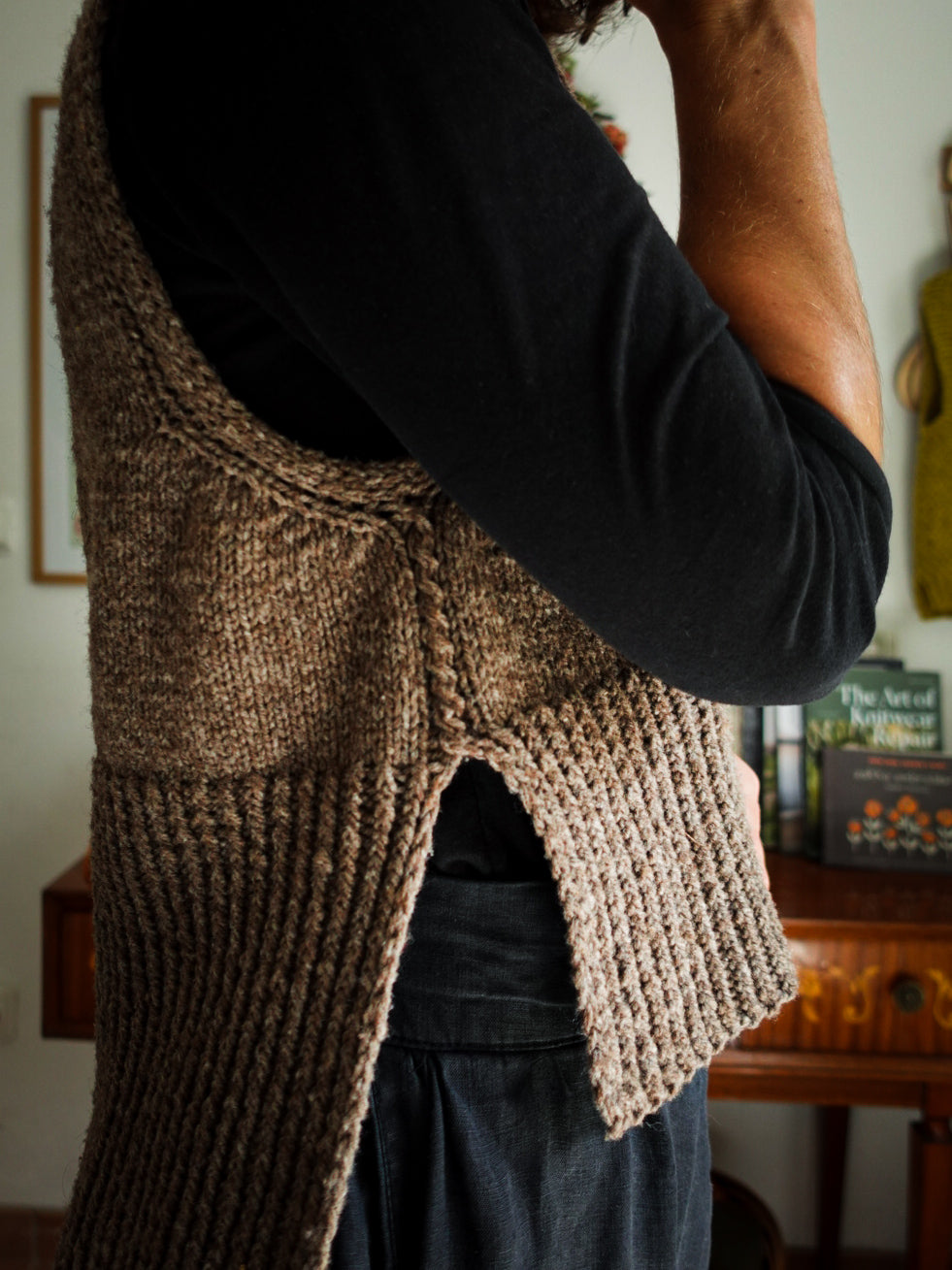MEANDER VEST