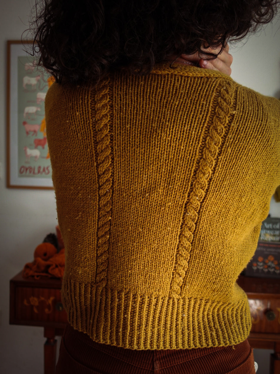 MEANDER SWEATER