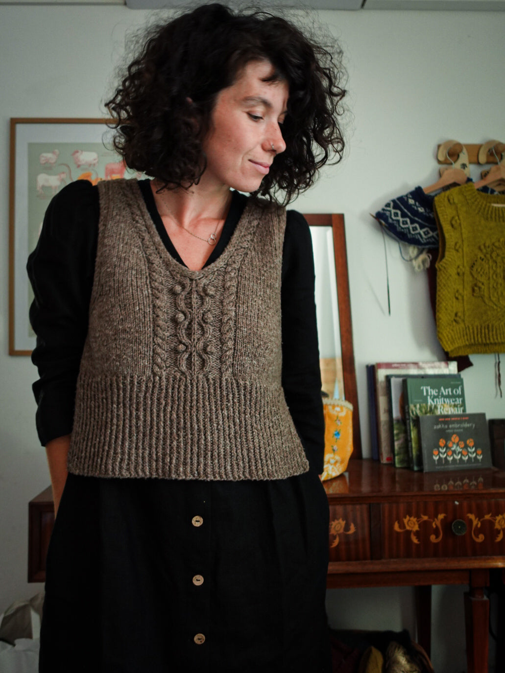 MEANDER VEST