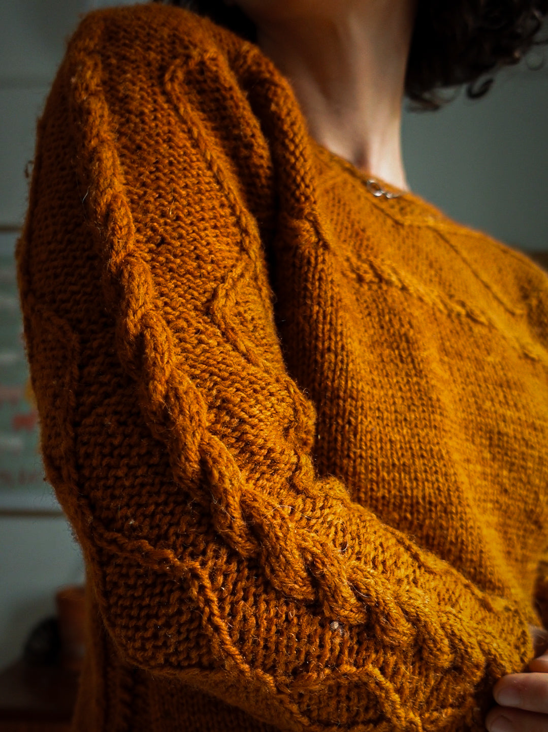 RUSKA SWEATER