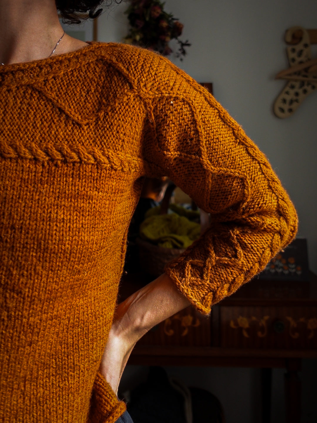 RUSKA SWEATER